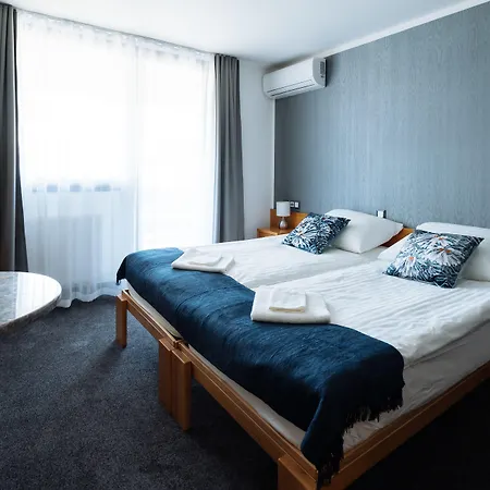 Gh Kolinska -adults Only- 3*