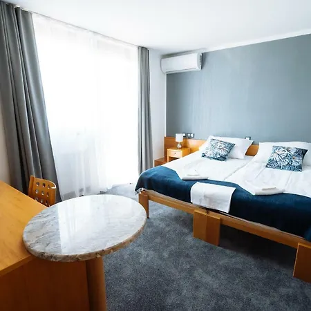 Hotel Gh Kolinska -adults Only- 3*
