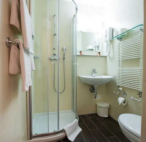 Gh Kolinska Hotel 3*