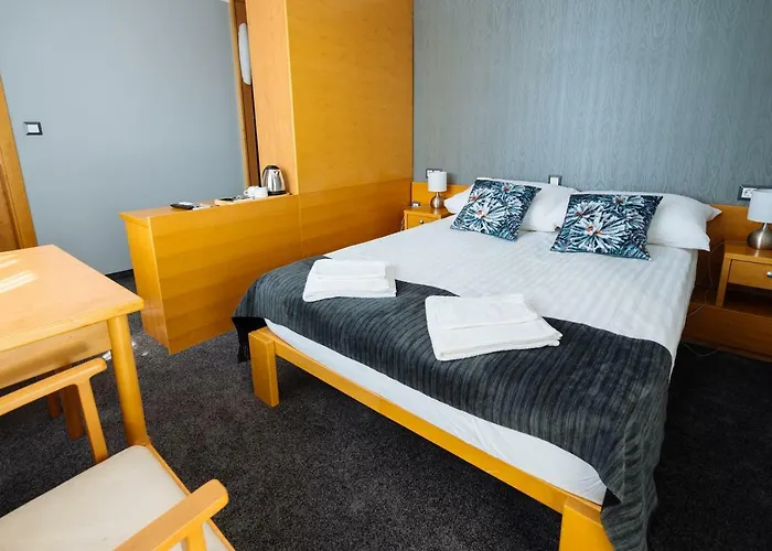 Gh Kolinska Hotel 3*