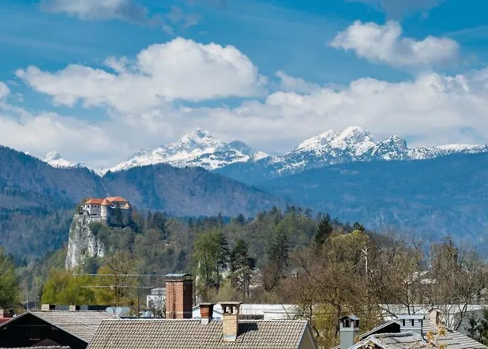 Gh Kolinska Hotel 3*