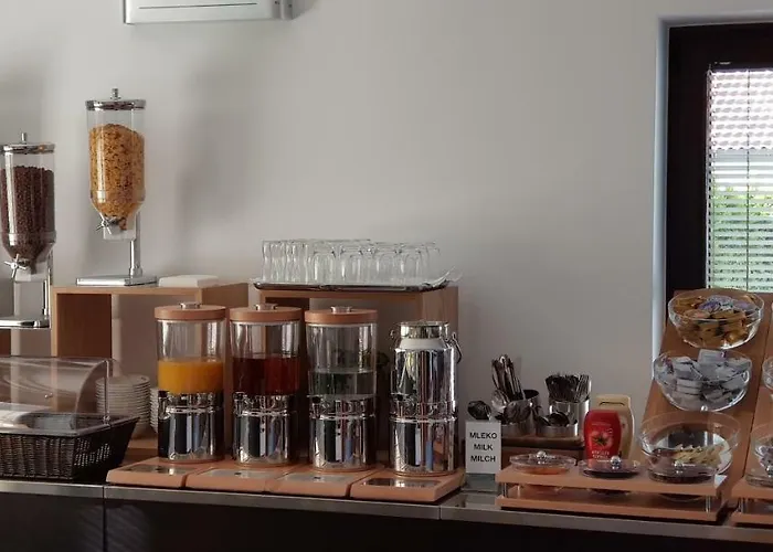 Gh Kolinska (adults Only)